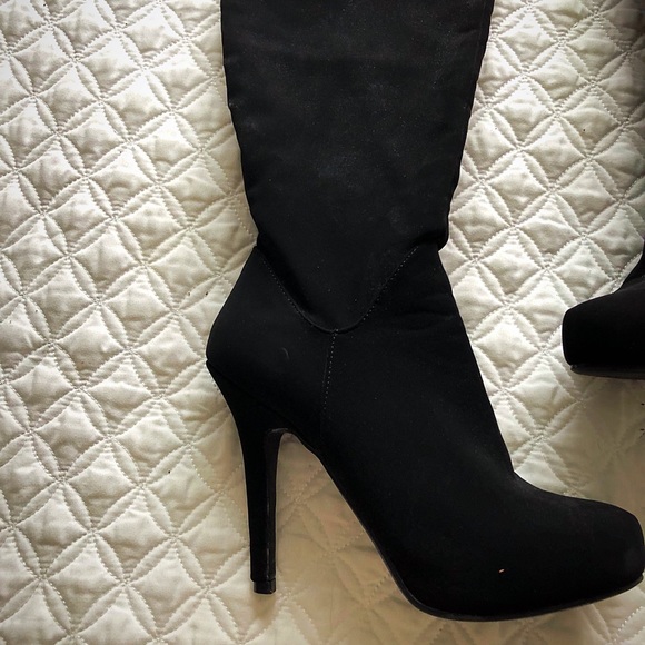 Over the knee high boots with beaded top - Picture 2 of 2